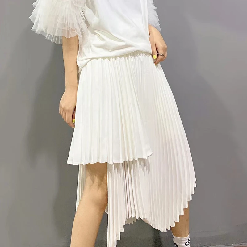 

TWOTWINSTYLE Asymmetrical Pleated Skirt For Women High Waist Irregular Hem Black Skirts Female Fashion New Clothing 2021 Tide