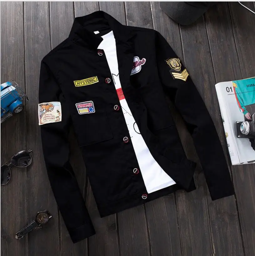 Мужская джинсовая куртка с капюшоном красная розовая черная приталенная