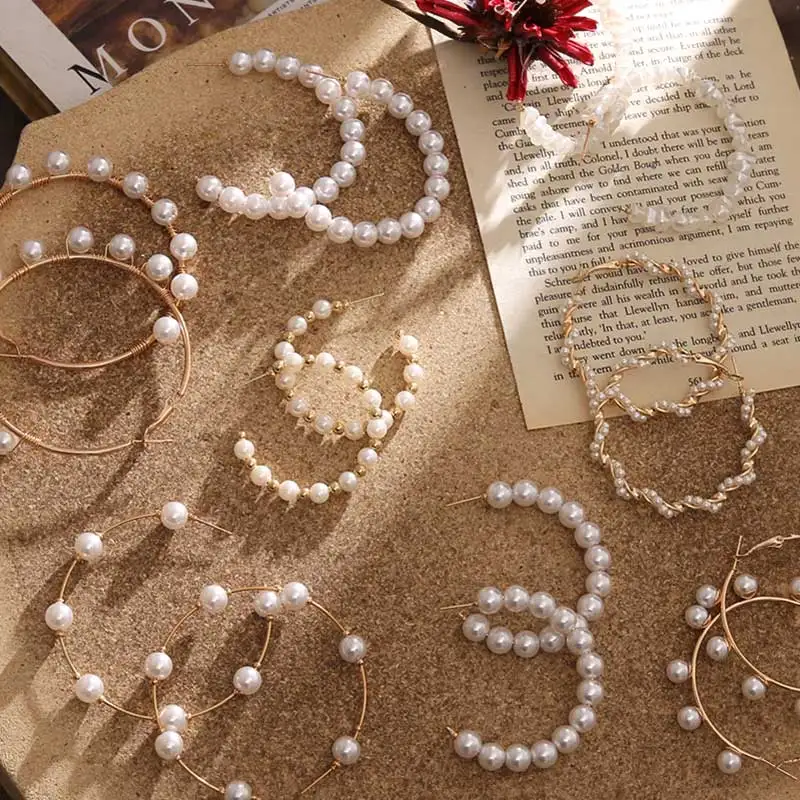Женские серьги кольца IFMIA Boho простые золотистого цвета с металлическим жемчугом