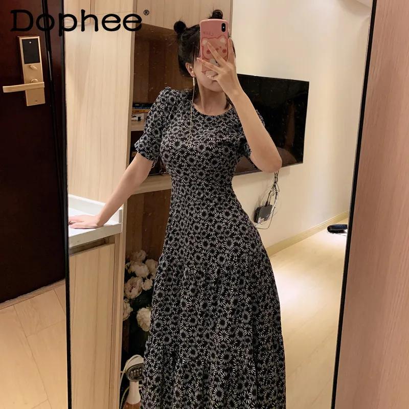 

Women Daisy Print Dress French Style Elegant Dress Mid-Length A- Line Floral DressRound Neck Waist Trimming Large Swing Dress