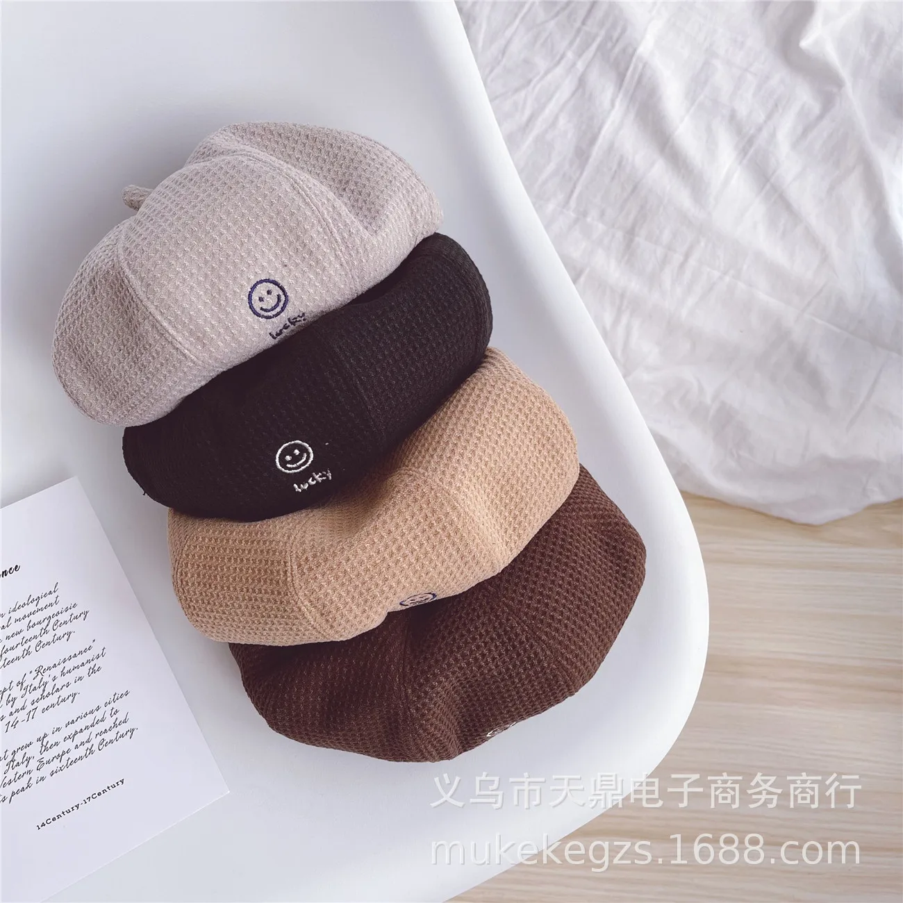 

2021 Baby Autumn and Winter Knitted Hat Boy Girl Beret Hat Baby Boy Hats and Caps Kids Hat Unisex