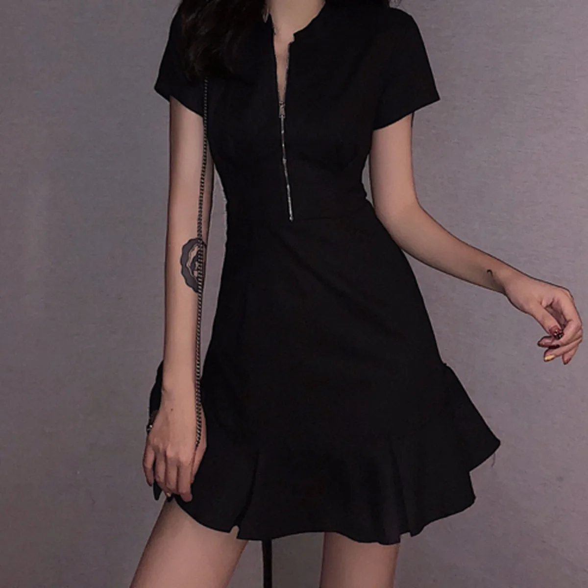 

BacklakeGirls Zipper Up Elegant V Neck Short Sleeve A Line Cocktail Dress Solid Casual Party Dress Women Vestido Coctel