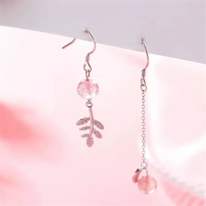 

Girls Cute Sisters Birthday Gifts S925 Silver Strawberry Quartz Charm Earrings Women Thin All-matching Leaf Asymmetry Earrings
