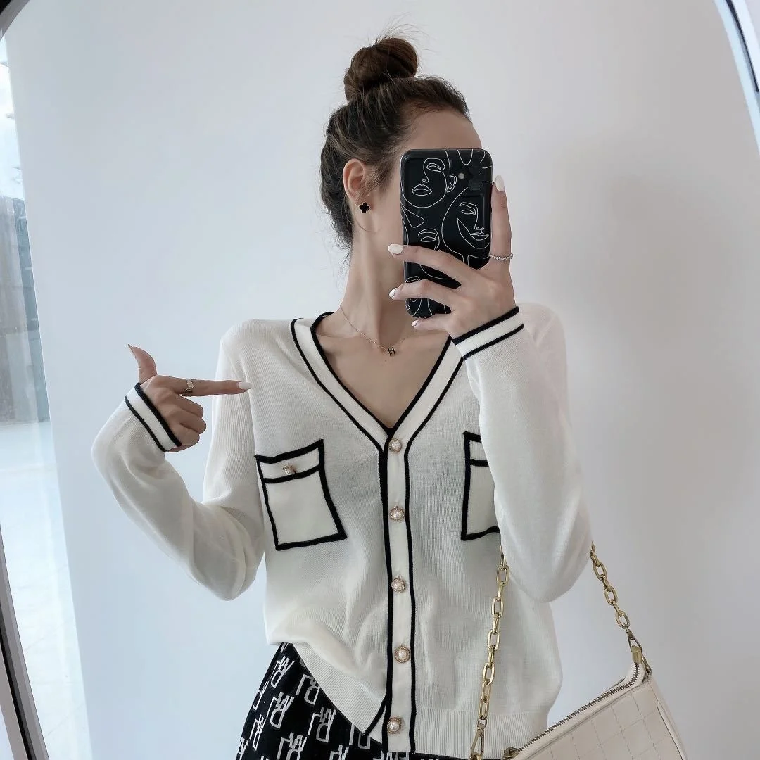 

2021 early autumn new wool knitted cardigan women's small fragrance long sleeve sweater coat commuter top women's wear