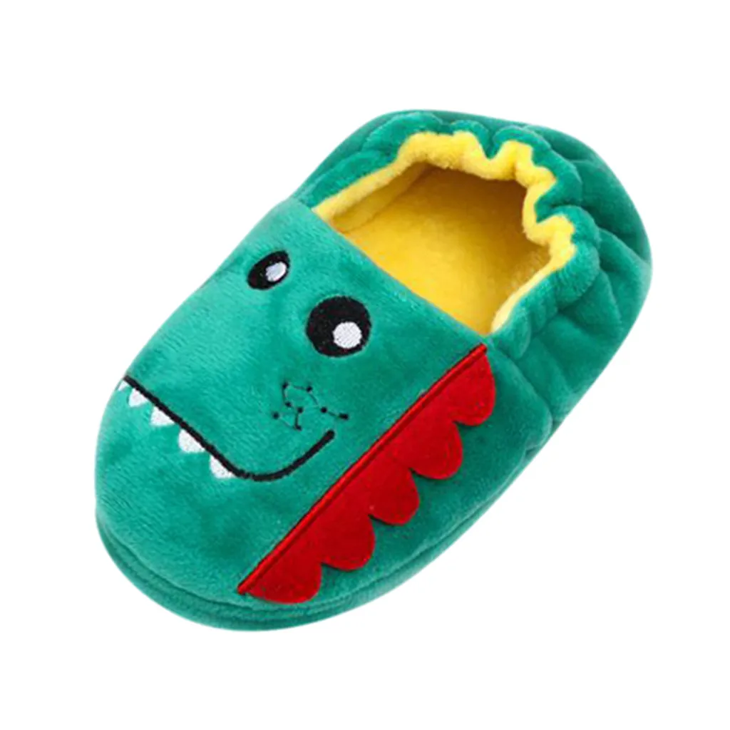 Тапочки с рисунками из мультфильмов новая Теплая обувь для детей ясельного