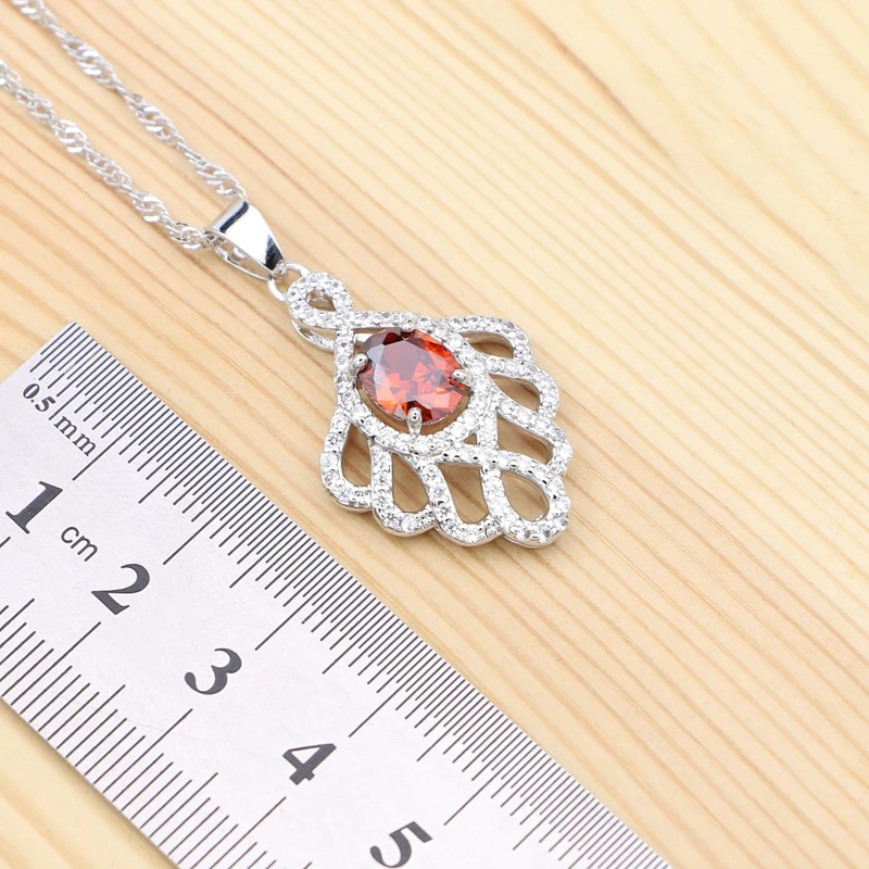 Женский ювелирный комплект из колье и серёг серебра 925 пробы