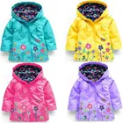 2021 детский дождевик Водонепроницаемый пальто для маленькой девочки, юбка для Тренч Детская куртка для маленьких девочек Детские модные комплекты одежды для мальчиков, верхняя одежда с капюшоном