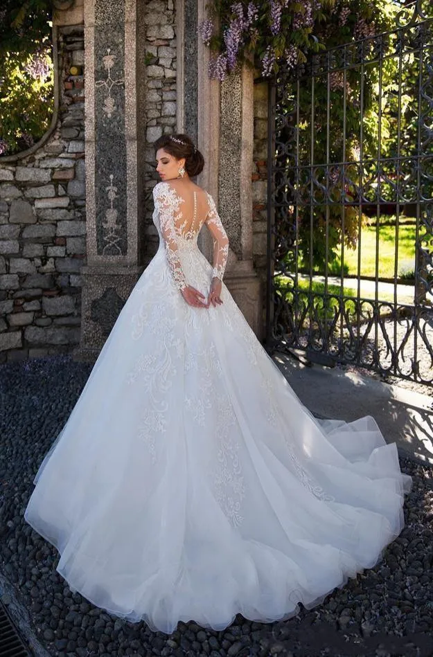 

2021 New Design Wedding Dresses Applique Sheer Neck Long Sleeve Illusion Back Sweep Train Wedding Bridal Gowns Wedding Gown