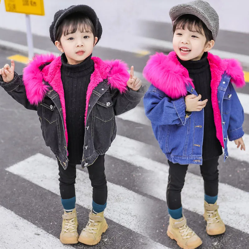 Зимние для маленьких девочек Джинсовая куртка на меху ясельного возраста