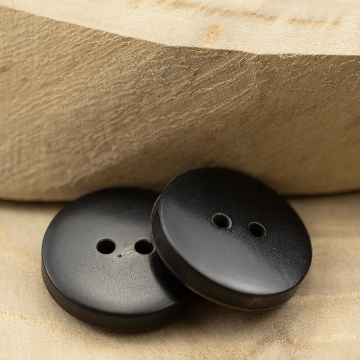 10Pcs Burnt Yellow Japanese Style Buffalo Horn Buttons for Clothing Sweater DIY Sewing Accessories For Needlework Handy Work |