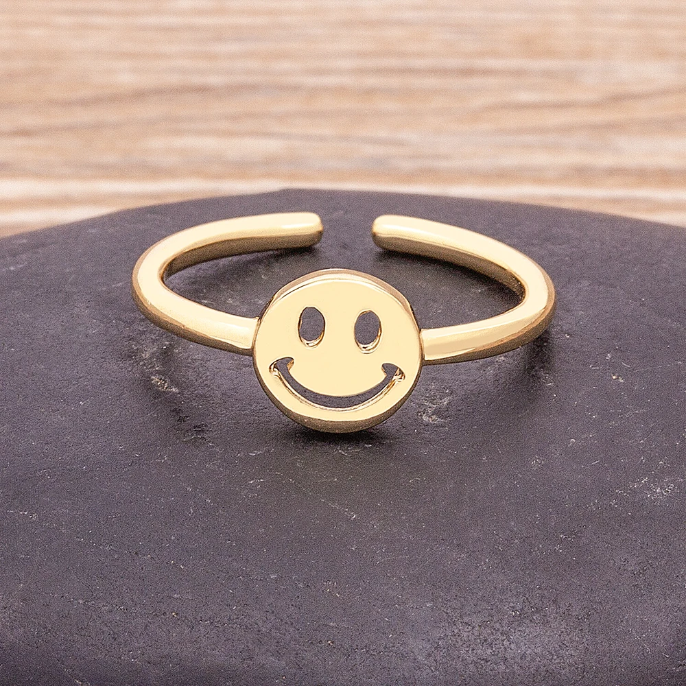 

Luxury Zircon Paved Smiley Heart Rings For Woman Newest Gold Color Open Adjustable Cocktail Party Wedding Ring Jewelry Gift