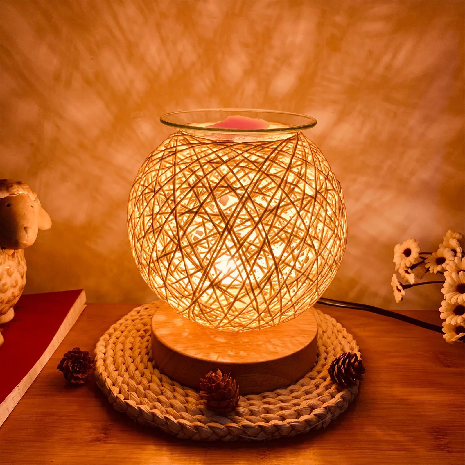 

2021 Fashion Electric Wax Warmer Burner Melter Fragrance Oil Heater Nightlight Sepak Takraw Aromatherapy Light zen