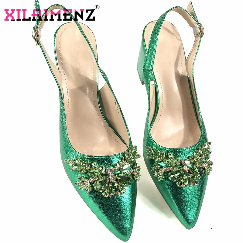 Туфли лодочки золотистого цвета Женская обувь в африканском стиле без сумочки