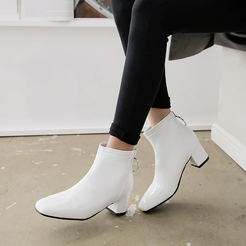 

Повседневные удобные ботильоны с квадратным носком, с металлическим круглым украшением, на молнии, с отделкой, на высоком каблуке, с толстым...