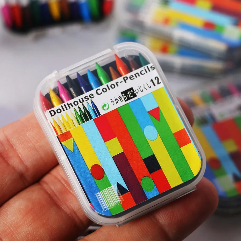 

12PCS/Set Dollhouse Miniature Colored Crayons Play Model for Blyth OB11 BJD Doll House Pretend Play Toy Accessories