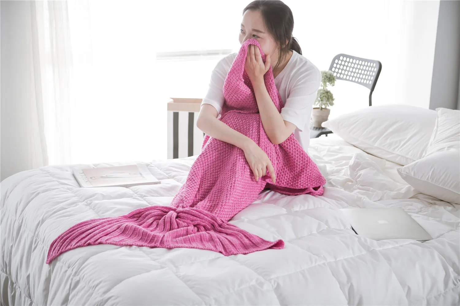 

Inyahome Knitted Mermaid Tail Blanket for Kids Adult Hand Crochet Snuggle Mermaid All Seasons Seatail Sleeping Bag Blankets