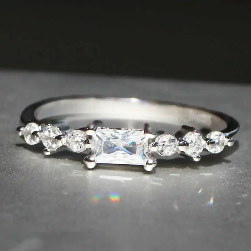 Модное новое изысканное квадратное кольцо с 7 маленькими японскими белыми