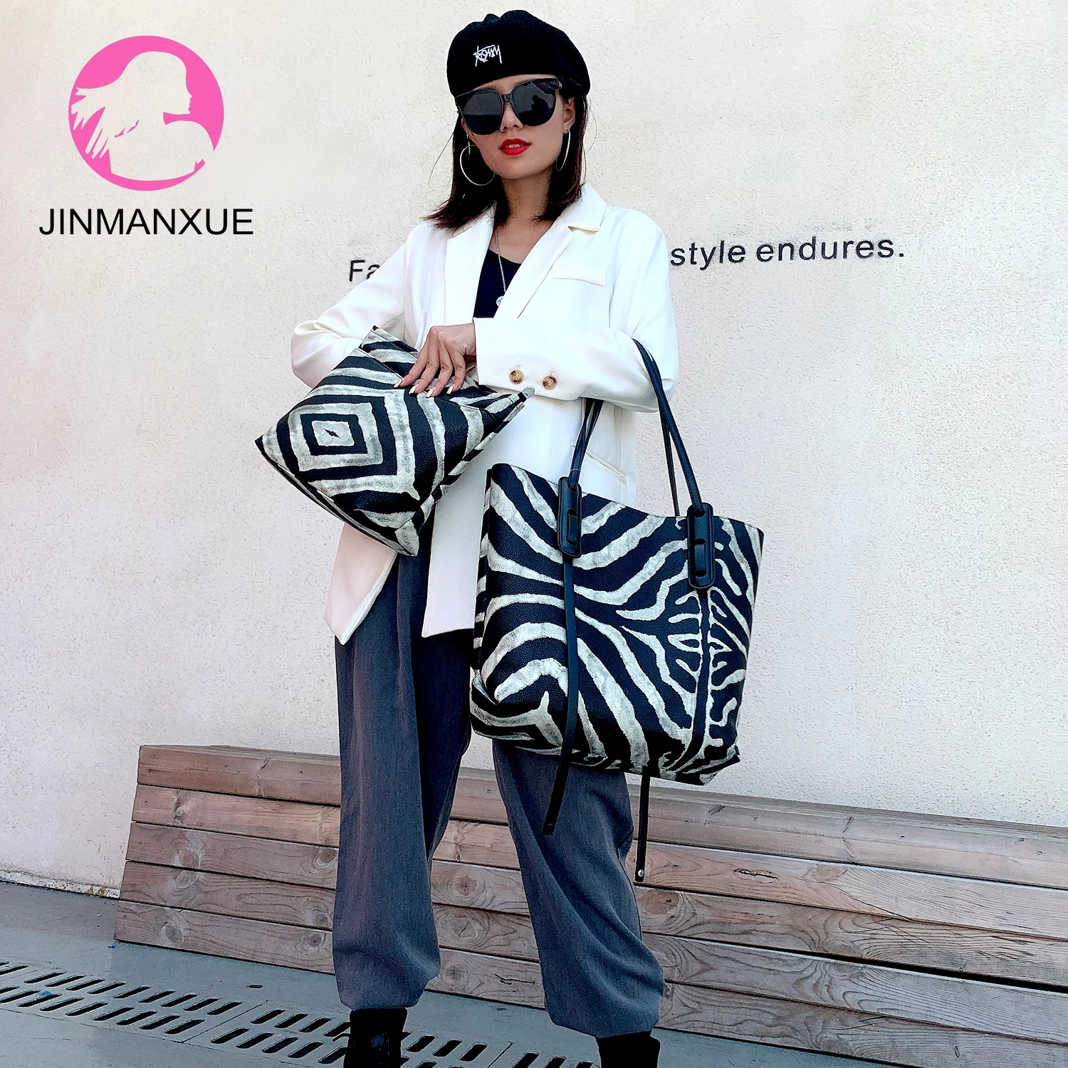 

New Fashion Striped Shoulder Messenger Bag Large Capacity Casual Totes Zebra Print Handbags Women Purse and Handbags