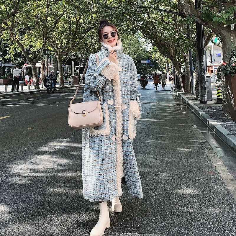 

New Winter Women Overcoat Outerwear Wool Blend Horn Button Long Plaid Coat For Lady Thick Warm Female Clothes Lambswool