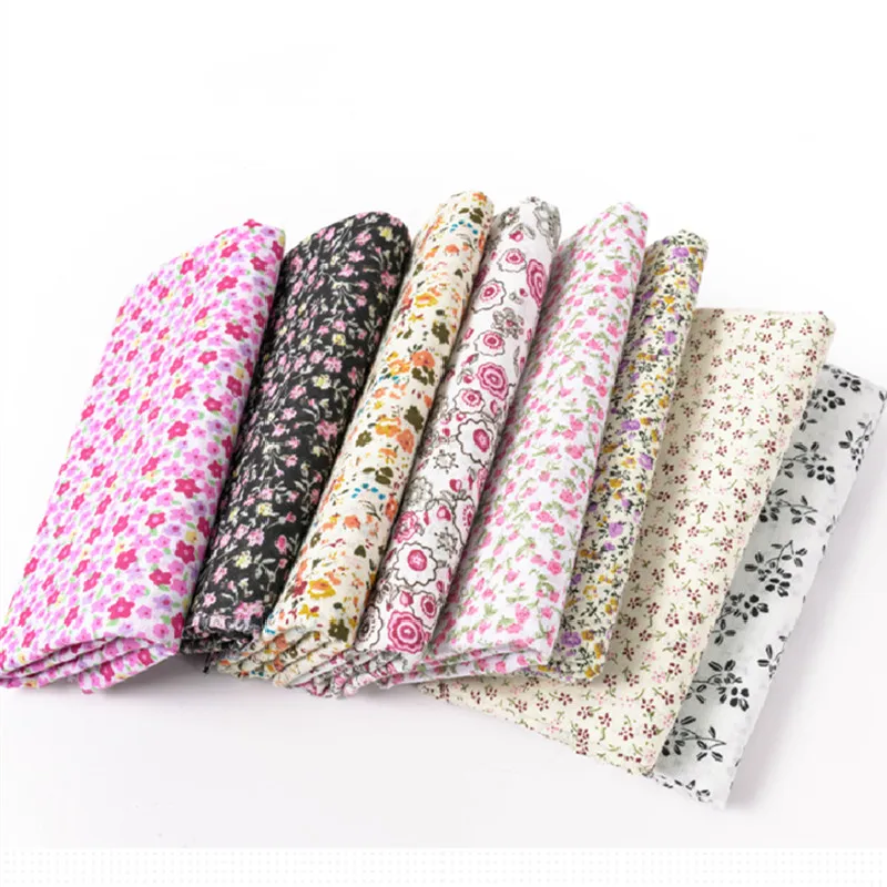 Ткань хлопчатобумажная с цветочным принтом на полметра для шитья одежды
