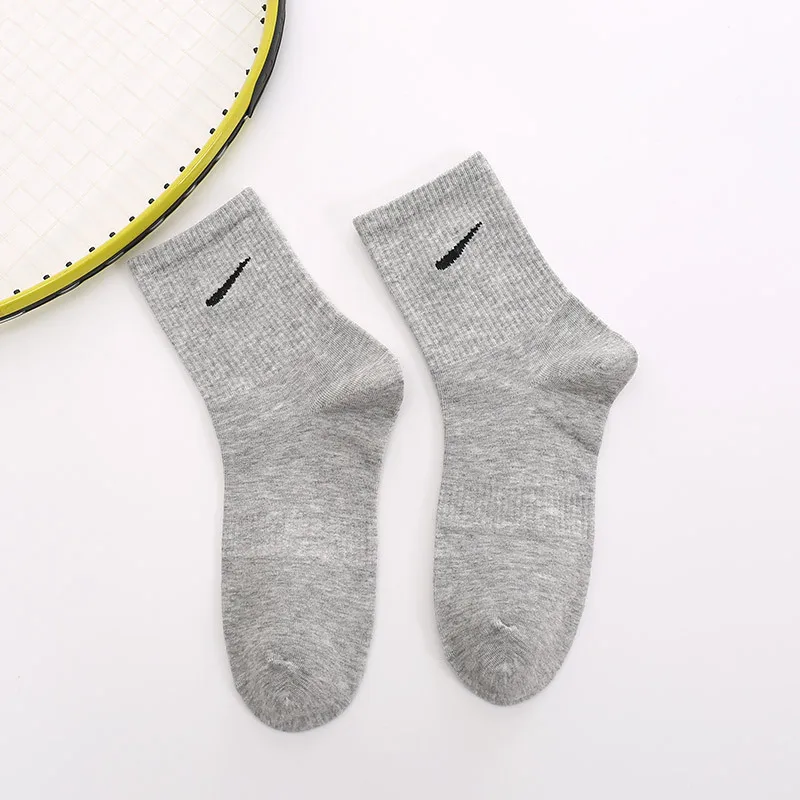 

New Candy Color Multicolor Optional Fashion Female Socks Trendy Wild sports knitted ribbed Cotton Deodorant Socks for Men Women