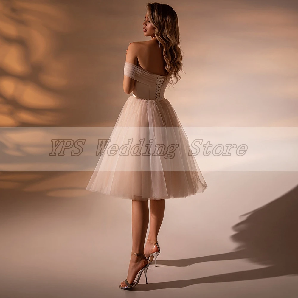 

Elegant Champagne Strapless Off the Shoulder Knee Length Party Prom Dress Pleats Tulle Lace Up Back Formal Homecoming Gowns