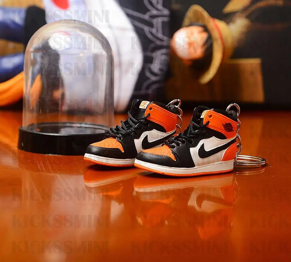 a pair w metal ring Дропшиппинг aj1 Chicago «не для перепродажи Красный» брелок в виде кроссовка Air Jordan 1 3D мини-кроссовки, запатентованный спортивный обувной брелок с кроссовком - Цвет: a pair w metal ring