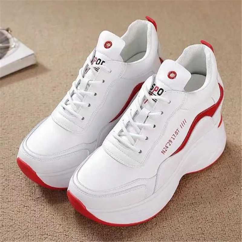 

Little white shoes women's thick-soled 2020 new fashion increased sneakers all-match casual plus velvet women sneakers shoes