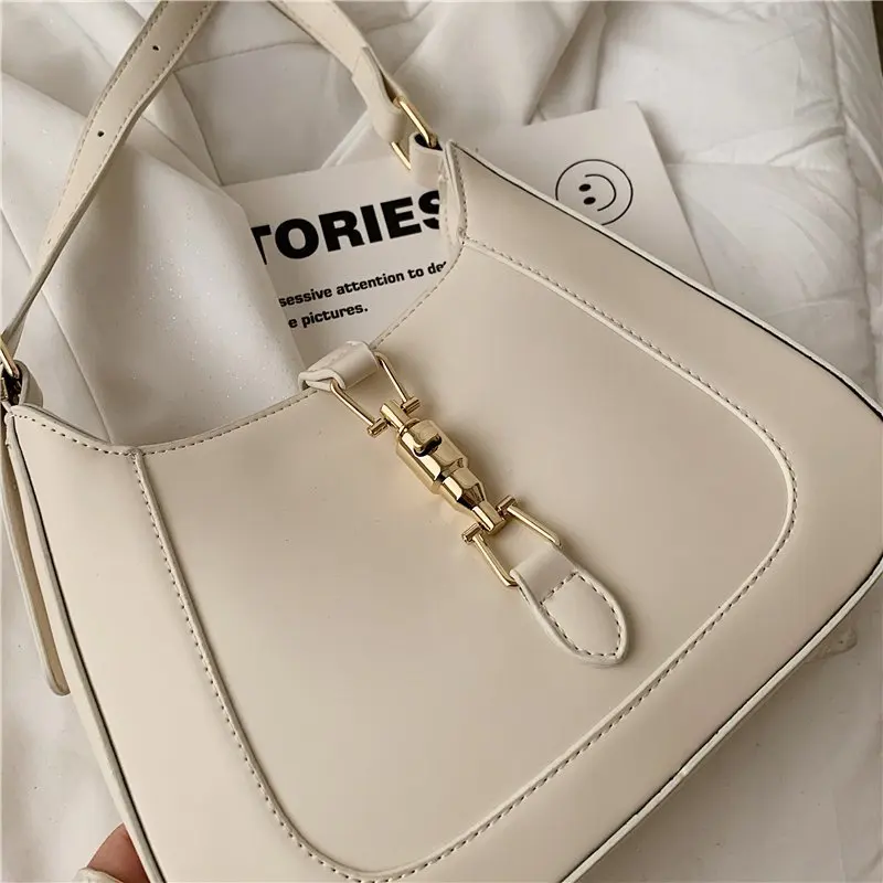 

Vintage Baguette Shoulder Bag Women Crossbody Bags White PU Leather Small Totes Hobo Purses and Hanbags Lady Hand Armpit Bag