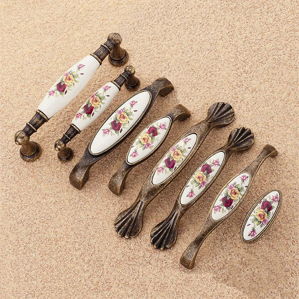 

Vintage Ceramic Door Handles Rural Flower White Bronze For Furniture Hardware Handle Cabinet Wardrobe Cupboard Knobs Accessories