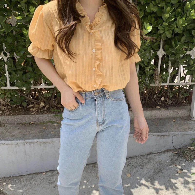 Женская однобортная Блузка с оборками белая винтажная элегантная пикантная