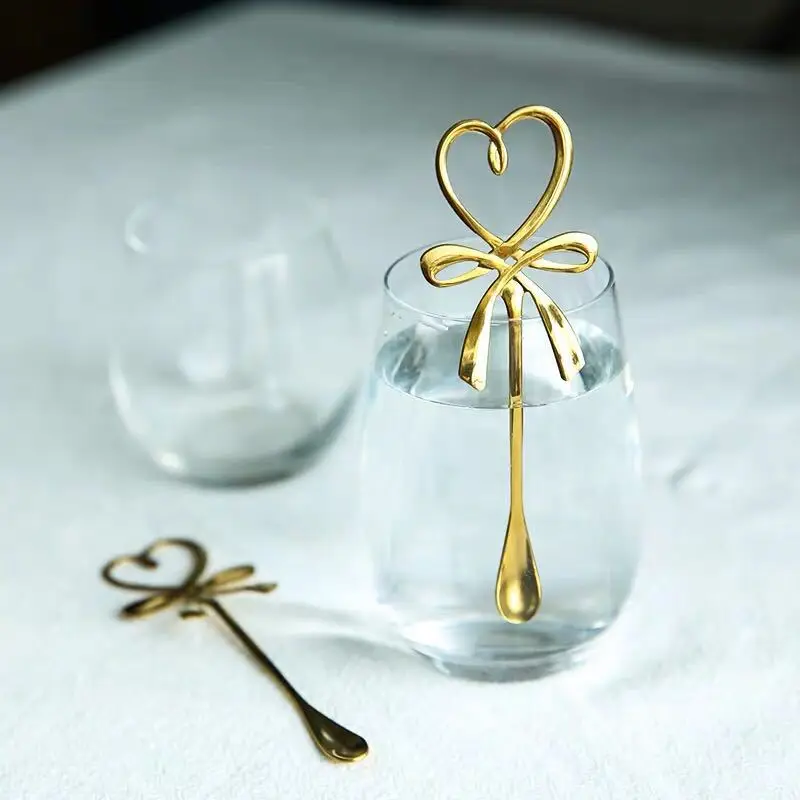 

1PC Creative Bow Love Coffee Spoon Long Handle Stirring Spoon Cute Girl Heart European Luxury Stainless Steel Dessert Spoon