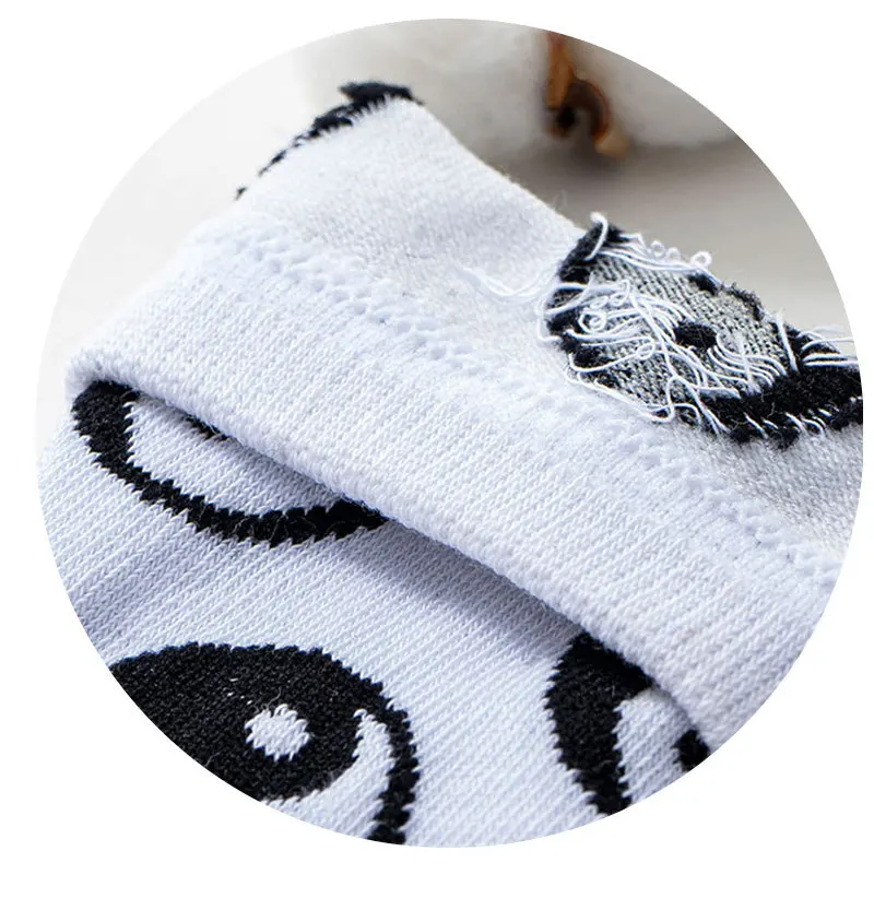 

NEW Chinese Kongfu Tai Chi hip hop men cotton socks harajuku Retro gifts for mens socks Black white Korean fashions men socks