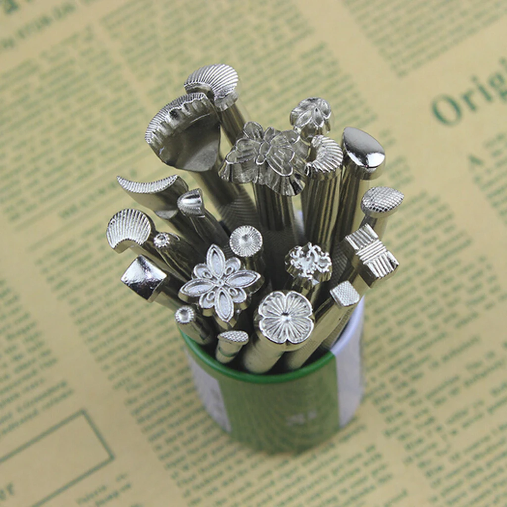 

20Pcs Leather Stamp Punch Set Saddle Making Tools for Leather Craft Working, Assorted 20 Kinds Patterns