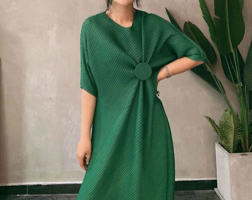 Miyake модное платье на запястье с коротким рукавом, с блестками, с круглым вырезом, со складками, на пуговицах, прямое платье