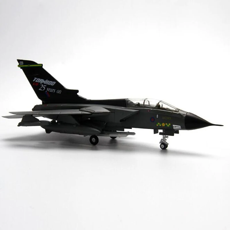 1/100 масштаб Panavia Tornado Fighter военный самолет модели игрушки дисплей подарки