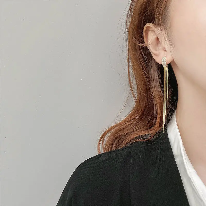 Серьги с кисточками Индивидуальные Длинные темпераментные серьги супер