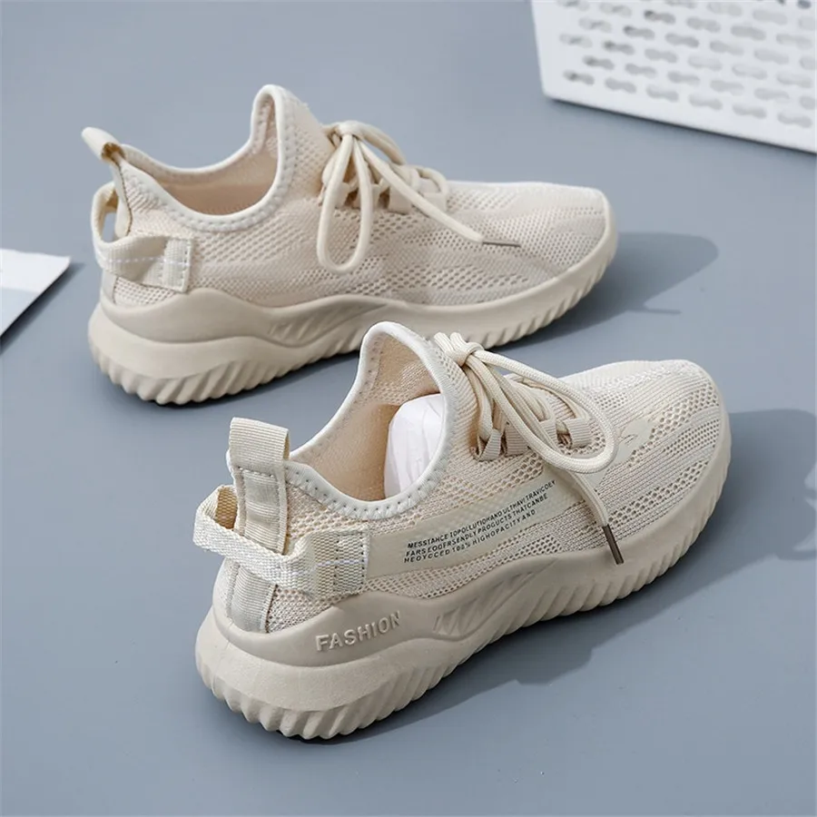 

Spring Summer Fashion White Men Sneakers Mesh Breathable Men Lightweight Vulcanize Shoes Black Causal Walking Man Tennis Shoe