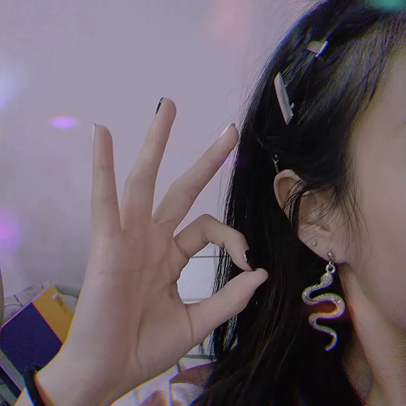 Модные Винтажные висячие серьги в форме змеи для женщин и девушек ретро