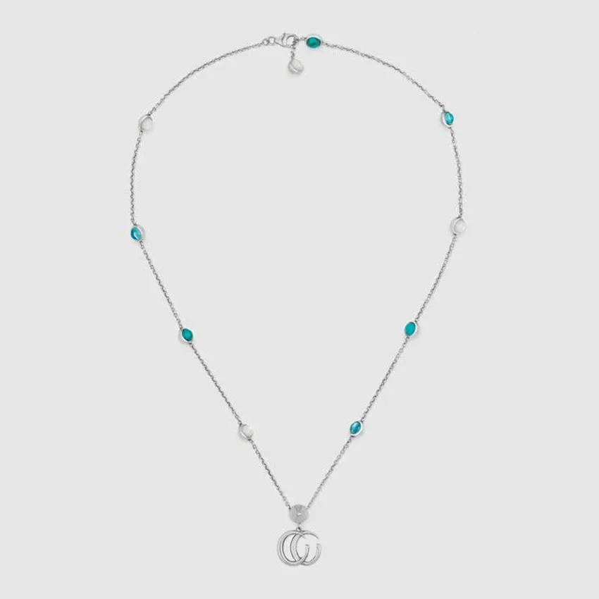 

New boutique 1 pendant necklace