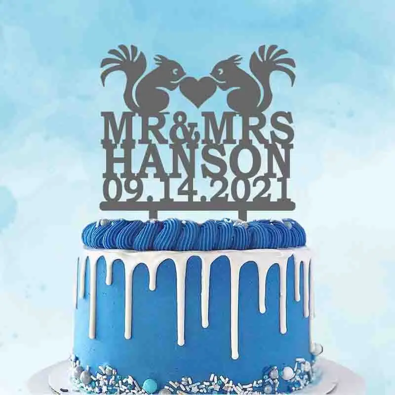 

Personalized Couple Squirrel Cake Topper Custom Mr & Mrs Last Name Wedding Date Wedding Party Cake Decoration Cake