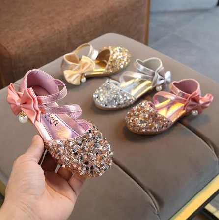

Summer Children Casual Shoes Leather Bowtie Kids Princess Flat Heel Party Shoes Fashion Sequins Bow Sandals For Girls