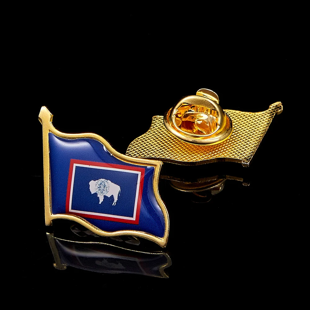 

USA State Wyoming National Flag Epoxy Gold Plated Lapel Pin Badge/Brooch For Official Suit Accessories