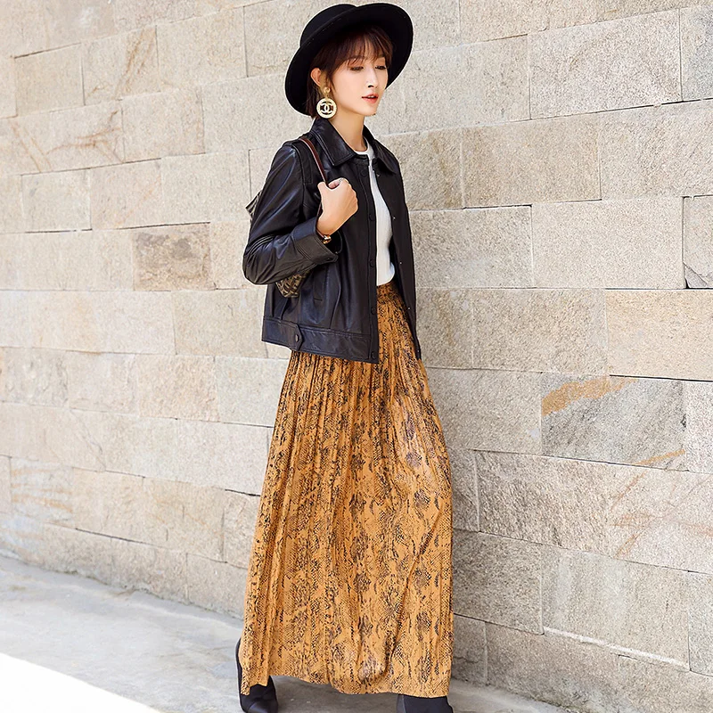 

JCHB 2021 Haining new leather coat women's short lapel slim sheepskin leather leather jacket motorcycle coat