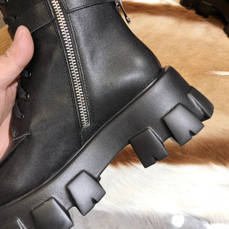 

New autumn winter muffin platform mid-leg Martin boots army boots leather locomotive boots lace-up boots pocket boots