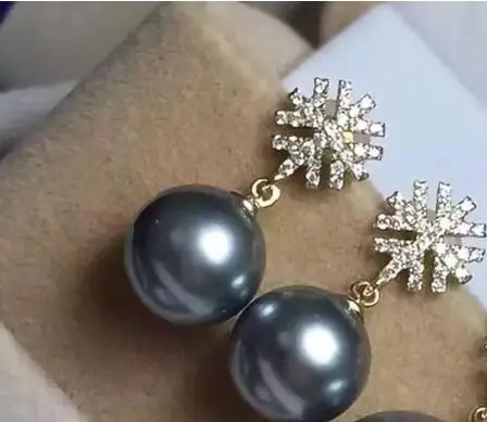 

Beautiful 12MM Shell Pearls stud earrings