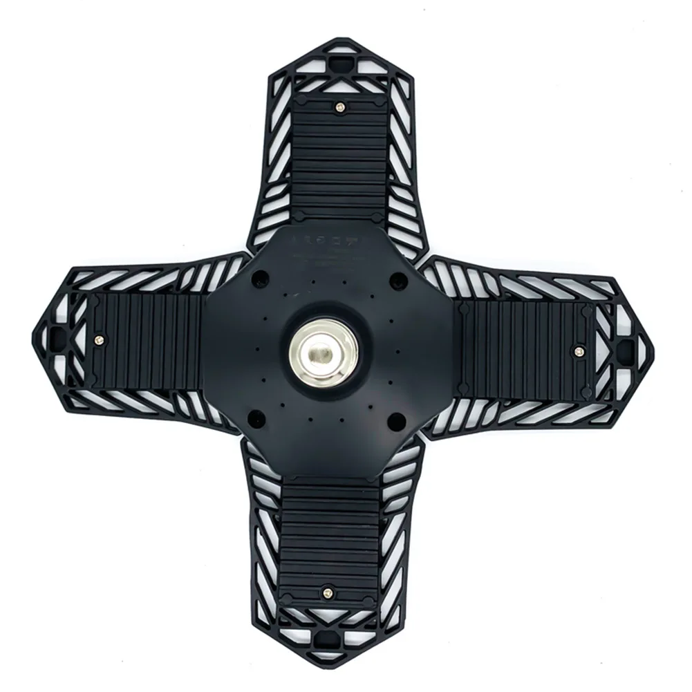 

150W 15000LM Deformable Warehouse Daylight Gym Barn Ceiling Lighting Ultra Bright LED Garage Light Adjustable Angle Easy Install