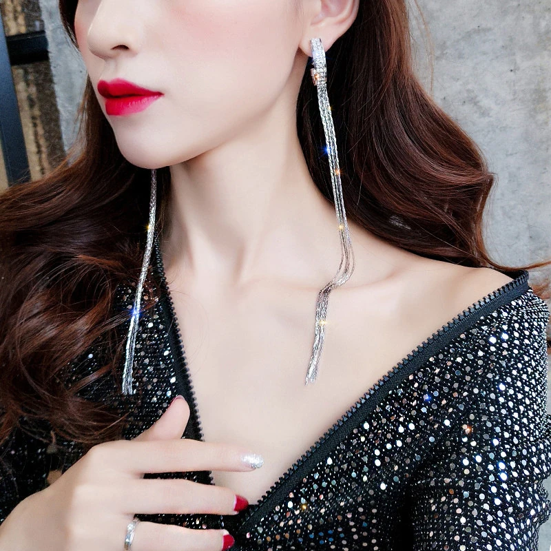 

2020 New Designs Fashion Rhinestone Tassel Earrings Wedding Dangle Long Aggrandizement Earrings For Women Party Accessory
