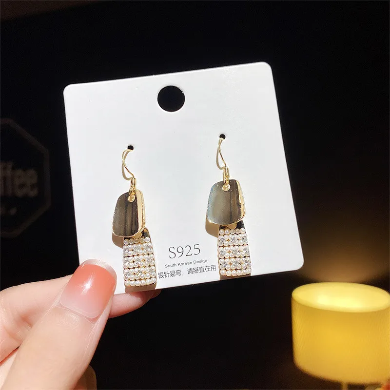 

Fashion Vintage Geometric Drop Earrings Luxury Gold Color Rhinestone Pearl Earring for Women Party Jewelry Gift