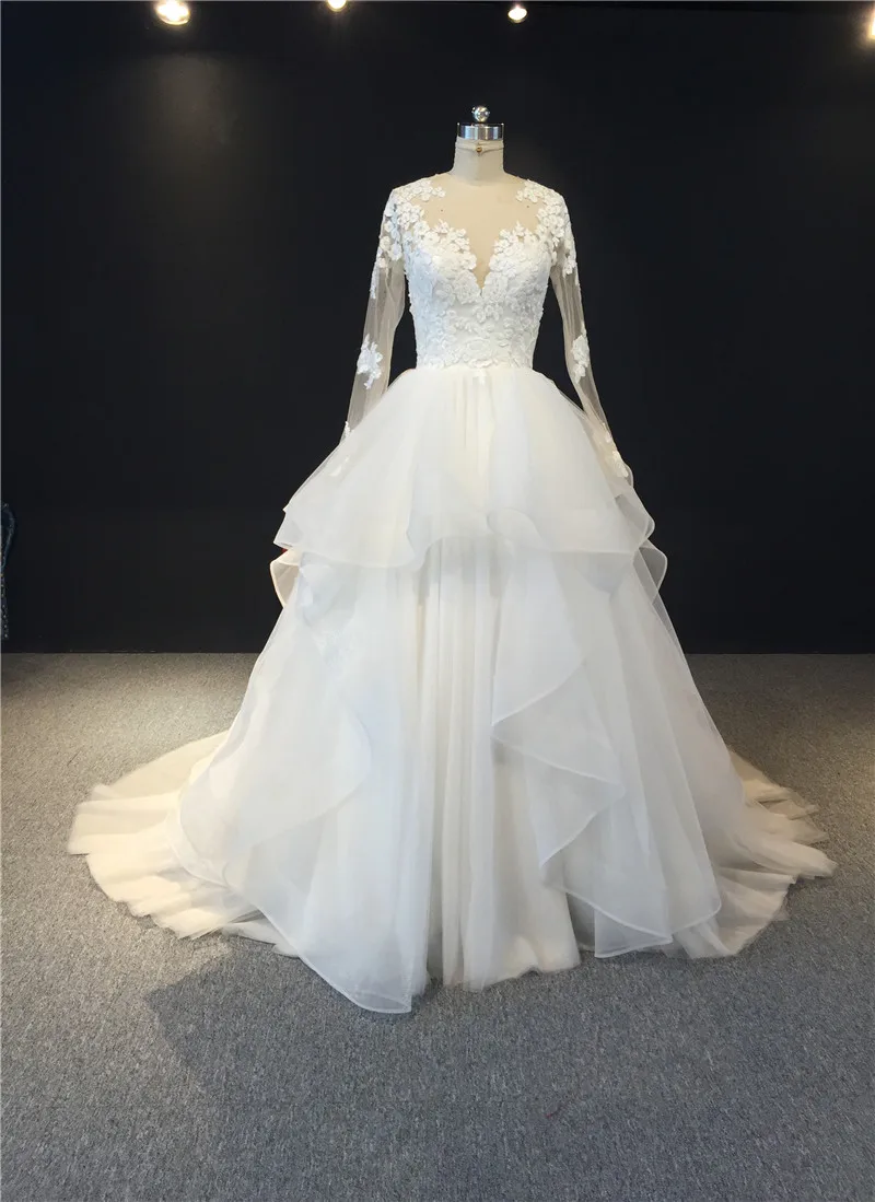 

Newest High Quality 100%Real Sample Ivory Lace V-neck Long Sleeves Ball Gown Zipper Floor Length with Train Wedding Dress